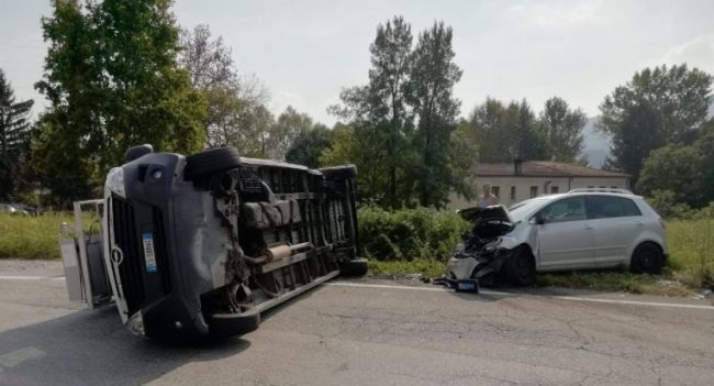 Scontro tra furgone e auto. Muore 91enne originario di Orzinuovi