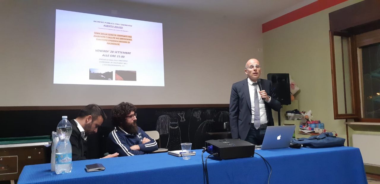 Sala gremita a Mezzane per l’onorevole Zolezzi