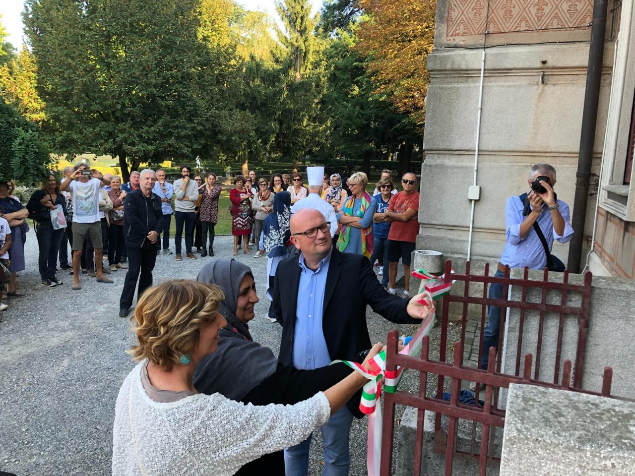 Laboratorio di cucito inaugurato a Palazzolo