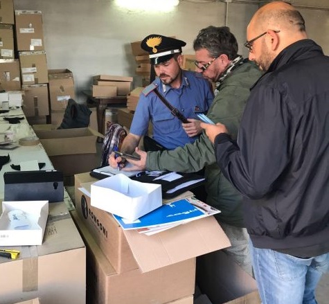 Denunciato 44enne cinese per manodopera clandestina