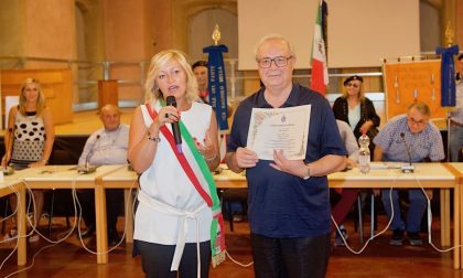 Conferita la cittadinanza onoraria a don Severino