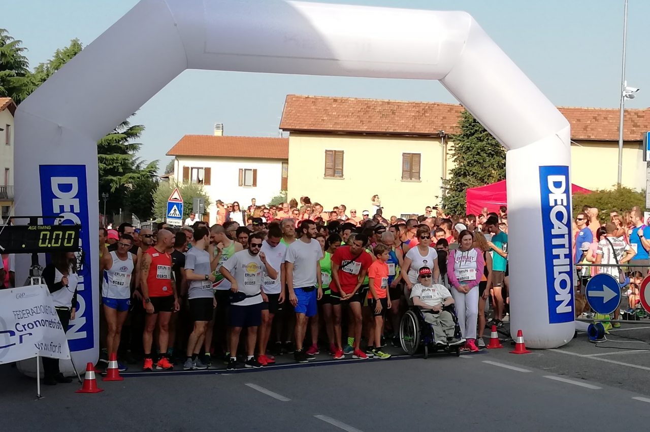 Corsa benefica E-Run in centinaia a Erbusco VIDEO