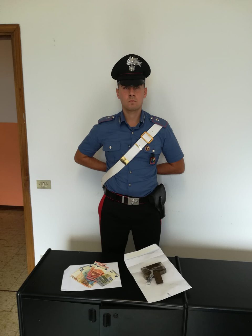 Sequestrata hashish a Cazzago san Martino