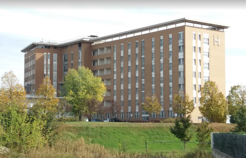 Allarme polmonite, Gallera: “E’ batterica. Pensiamo sia legionella”