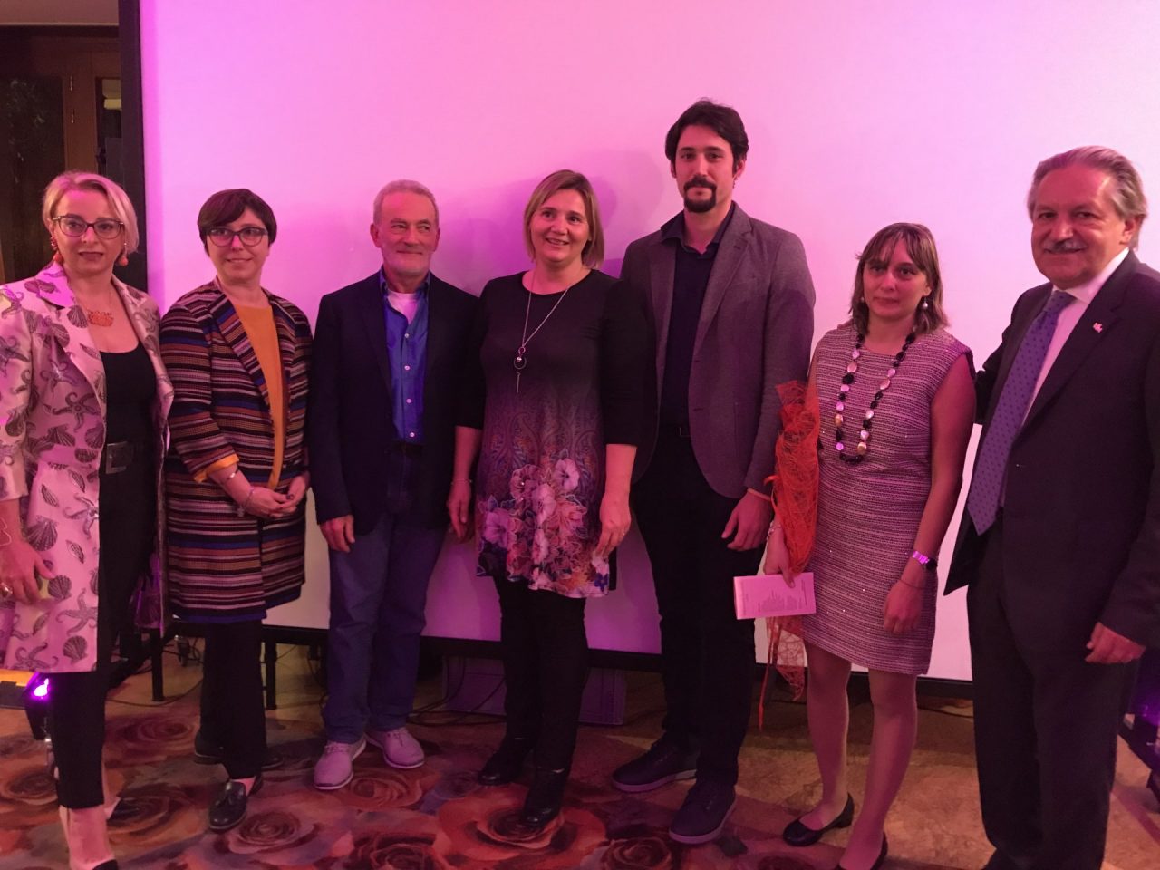 Nove poeti eccellono a Sirmione in Love