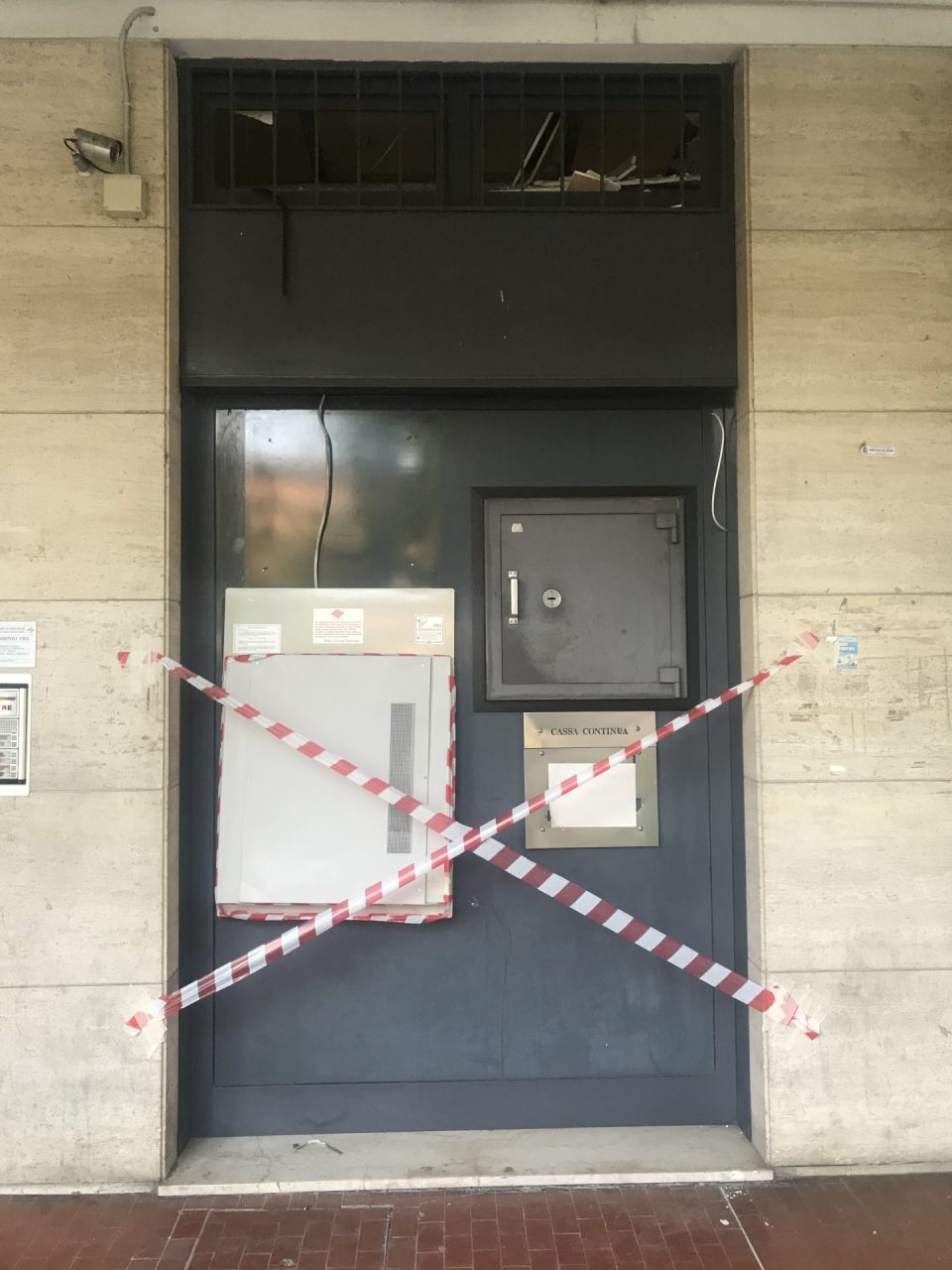 Assalto al bancomat a Cadignano