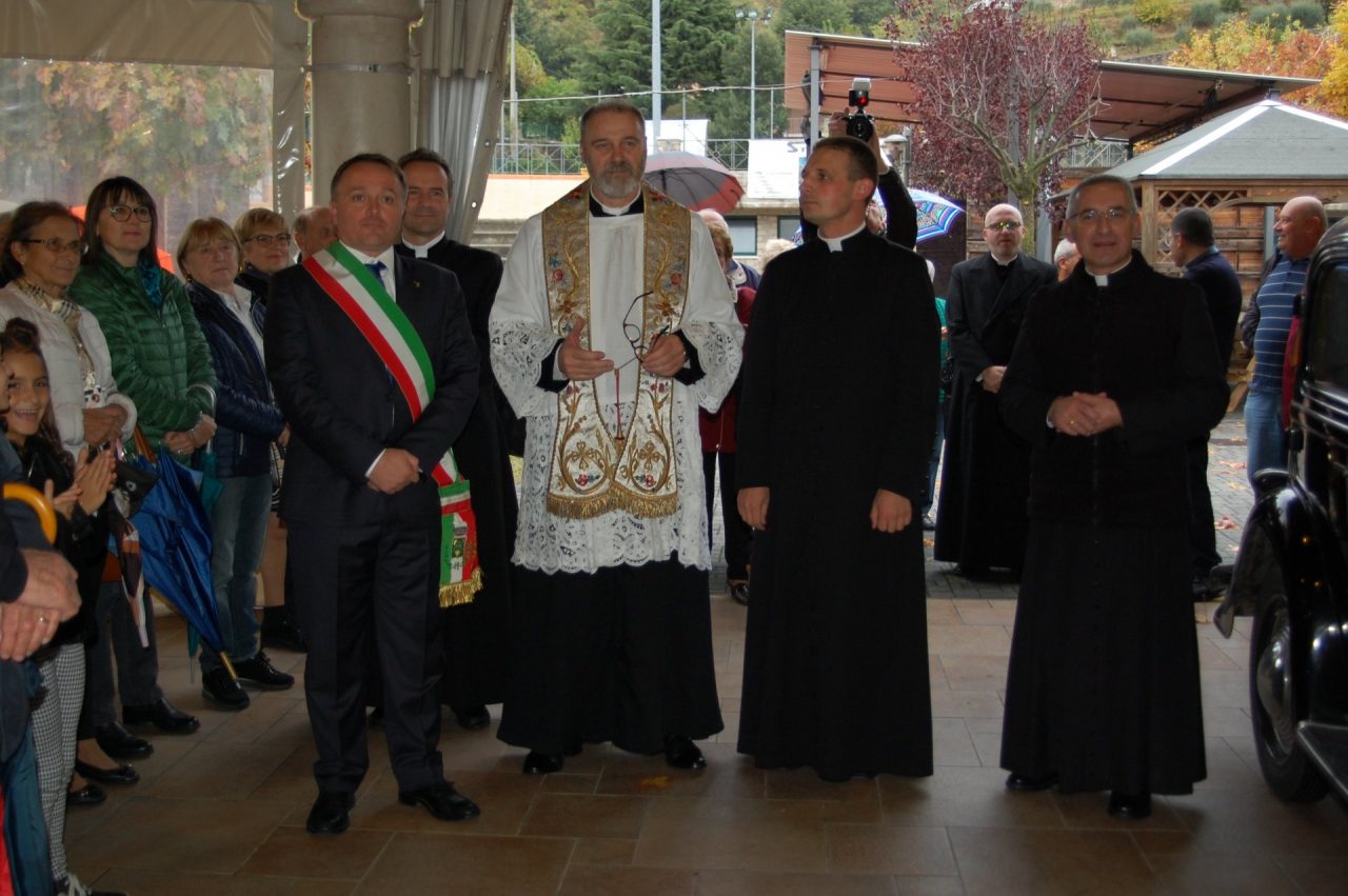 Benvenuto al parroco di Adro e Torbiato VIDEO