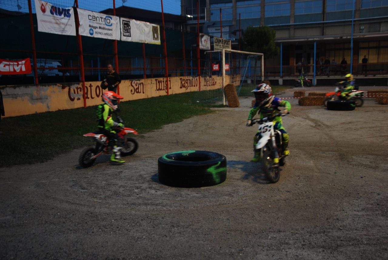 Gimcana per la vita sotto la pioggia