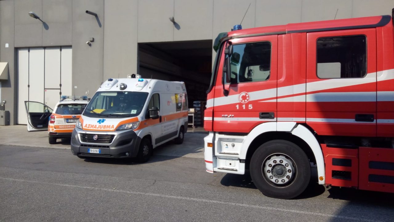 Incidente sul lavoro a Chiari, elisoccorso per un ventenne