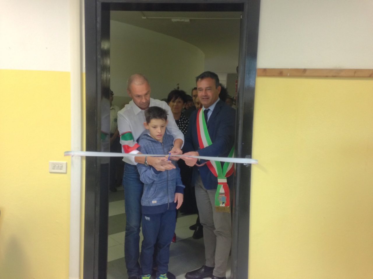 Taglio del nastro alla “Angelo Zanelli” di San Felice del Benaco