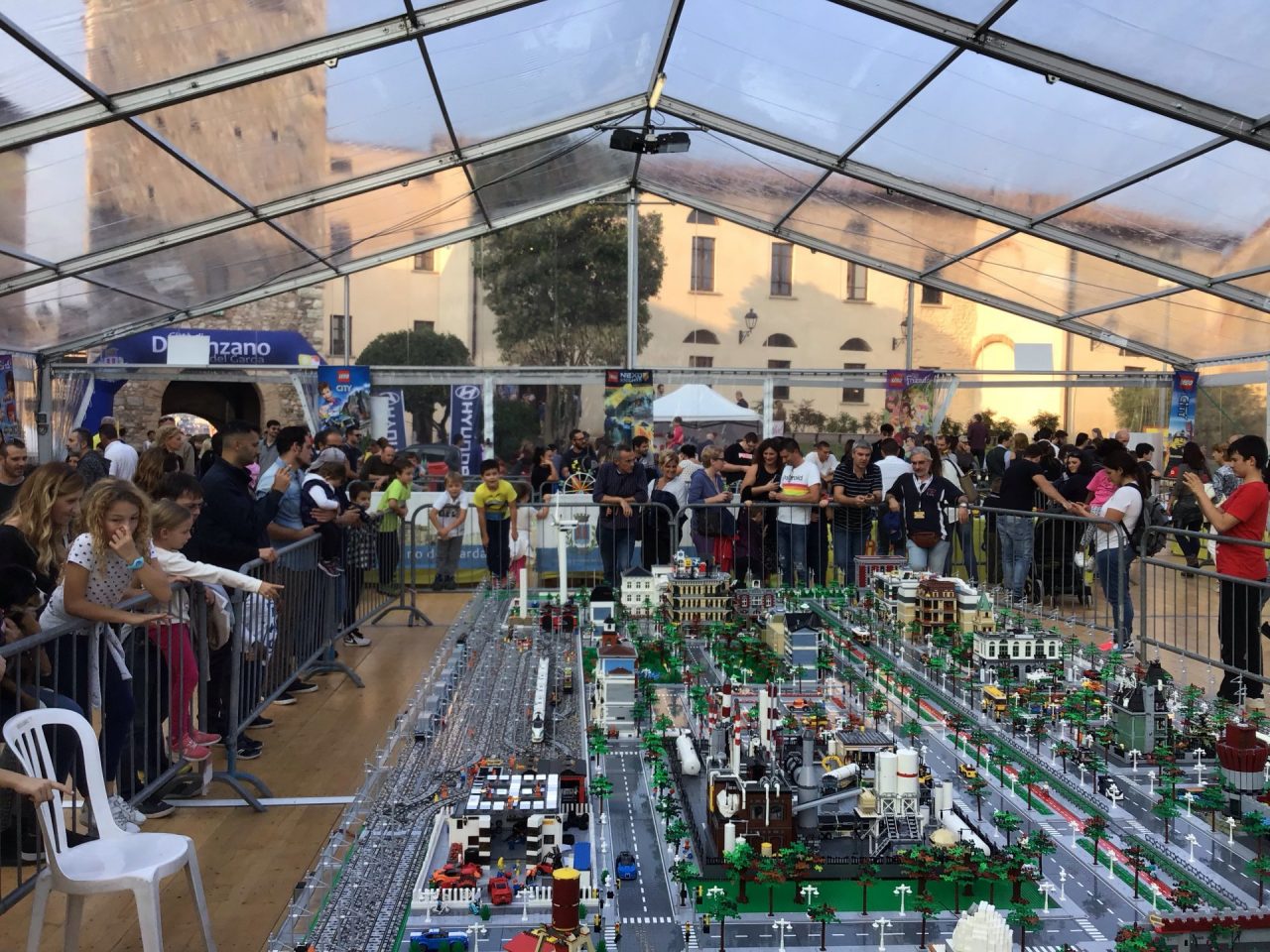 “Mattoncini in castello” grande afflusso a Desenzano FOTO