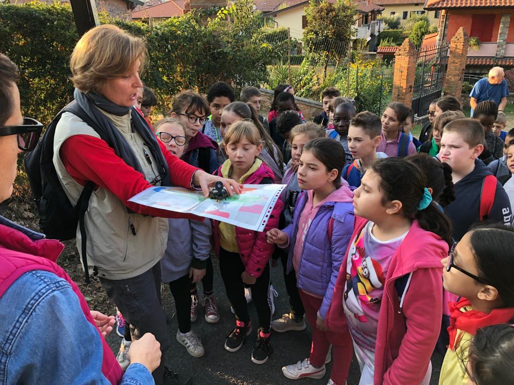 Progetto ViviAmo il Monte Orfano, a Cologne gli studenti della primaria salgono sul monte