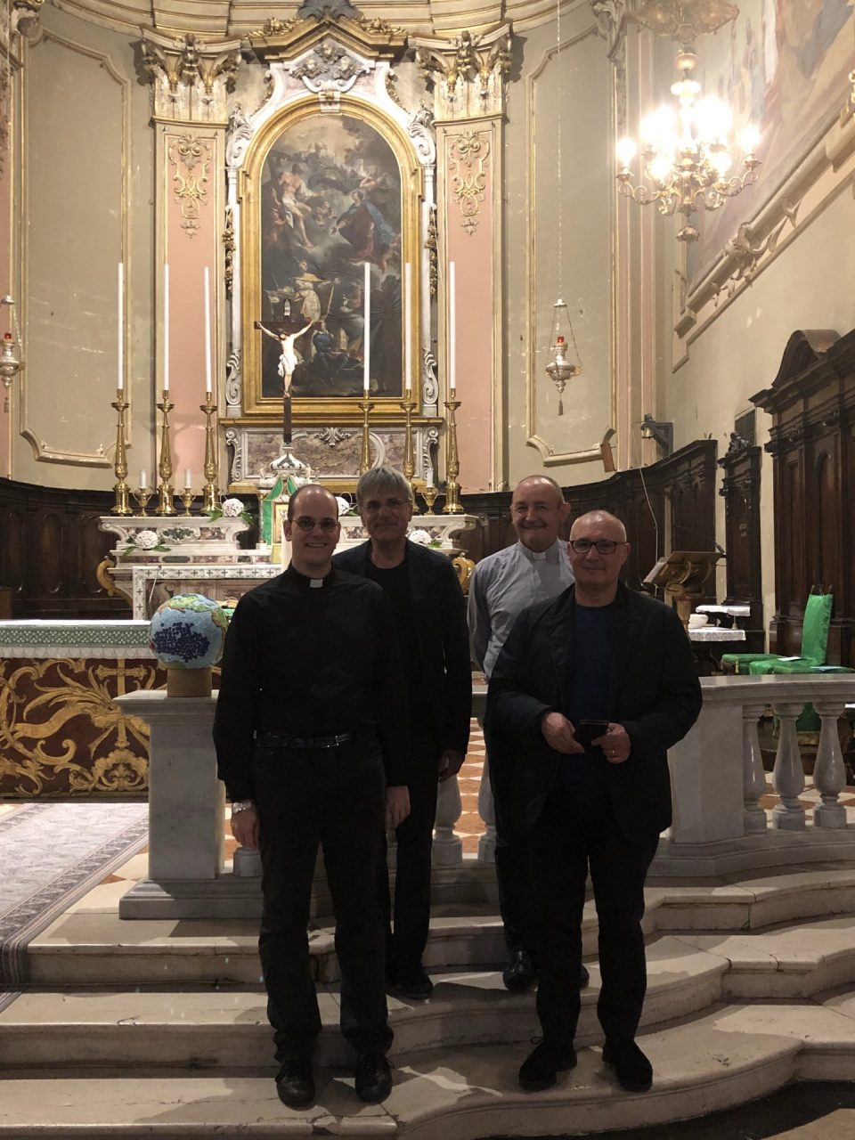 Funzione celebrativa a Coccaglio: benvenuti don Ugo Battelli e diacono Daniel