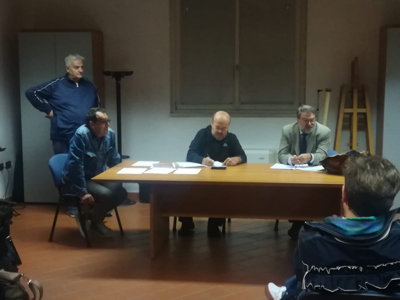 I cittadini di Castegnato insorgono contro Acque Bresciane