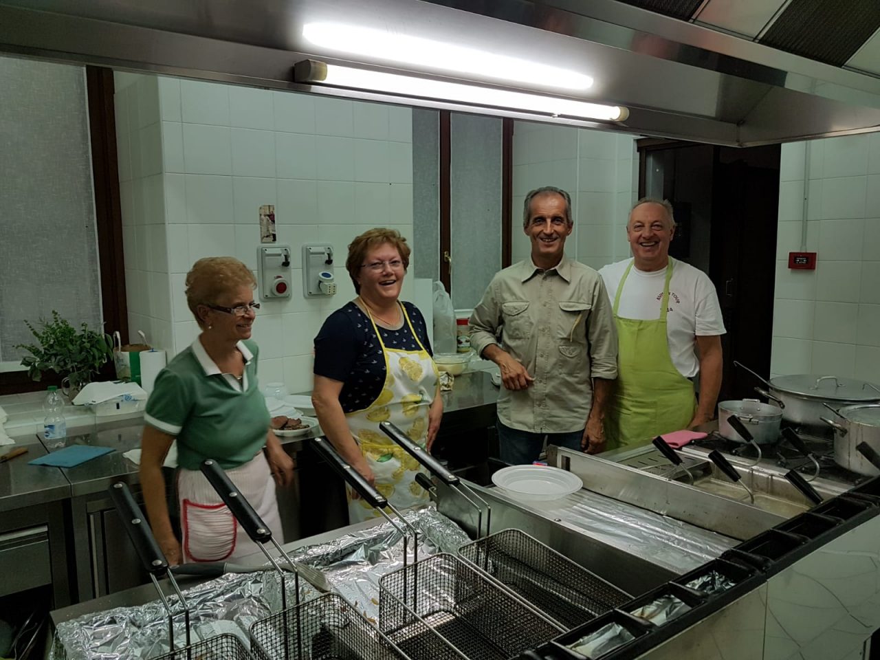 Urago in festa con la super Castagnata