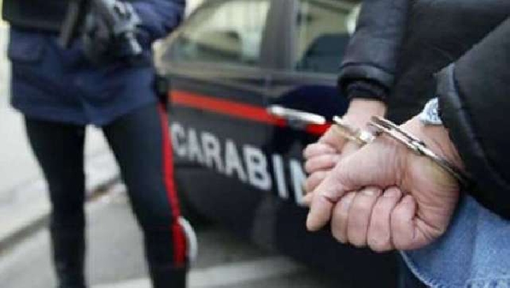 Arrestato marocchino per violenza, minaccia e lesioni a pubblico ufficiale