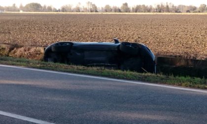 Ribaltamento tra Ghedi e Isorella, 38enne esce illesa dalla vettura