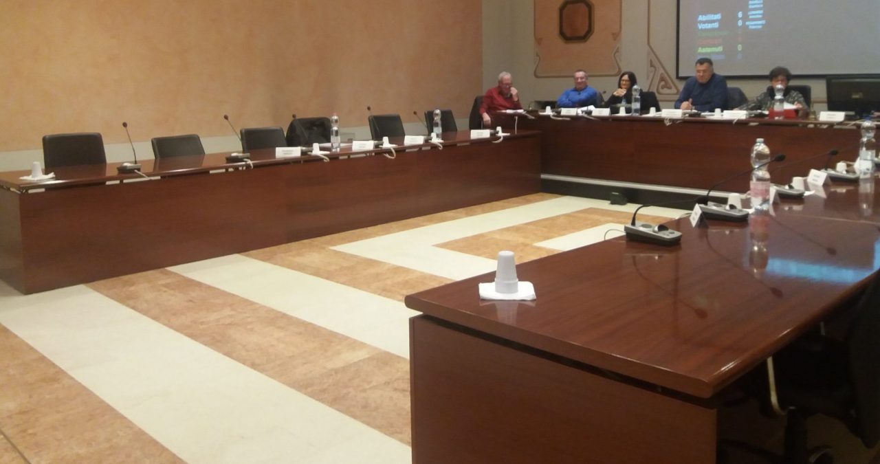 Salta la convocazione del Consiglio di Capriolo, dopo che il bilancio è rimasto al palo