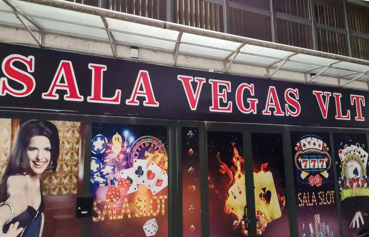 La sala slot di Manerbio “salva” per tre metri