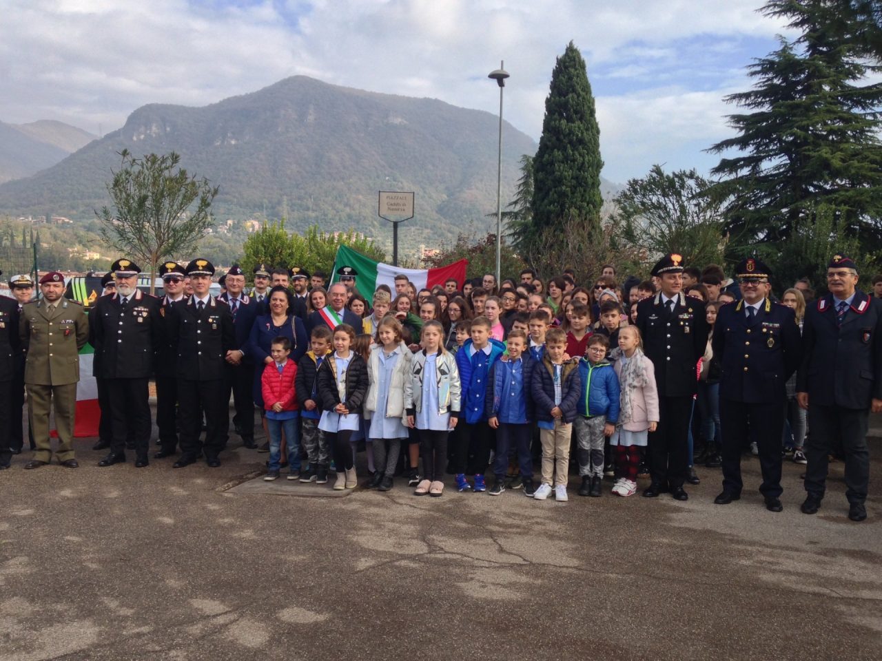 Intitolato ai Caduti di Nassirya il piazzale antistante la caserma di Salò