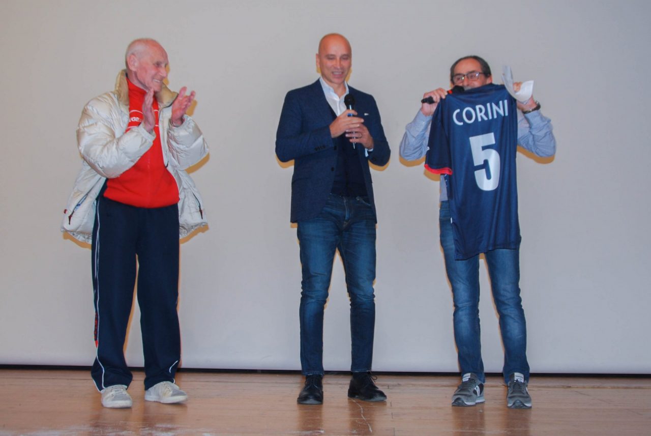 Il mister Eugenio Corini incanta la sua Bagnolo