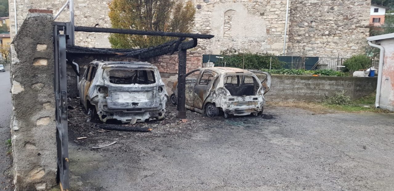 Ancora auto in fiamme a Provaglio d’Iseo