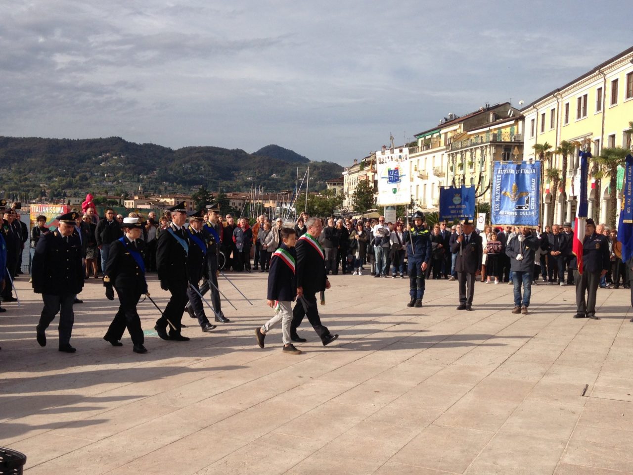 Festeggiamenti a Salò per il 4 novembre
