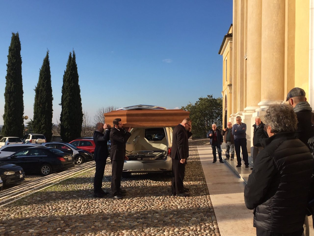 Ultimo saluto a Mario Calzoni