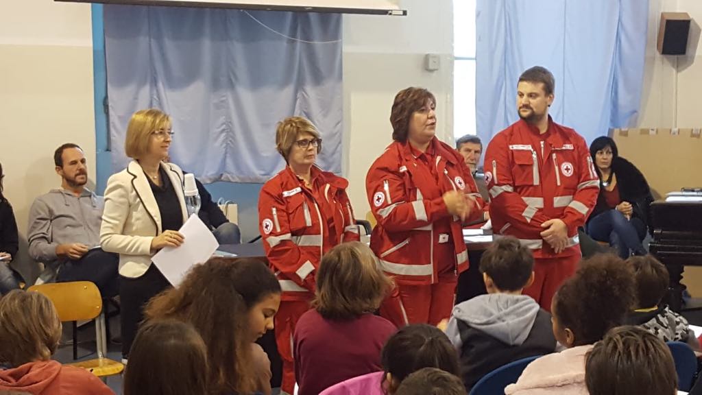 Associazioni locali ad Iseo incontrano gli alunni