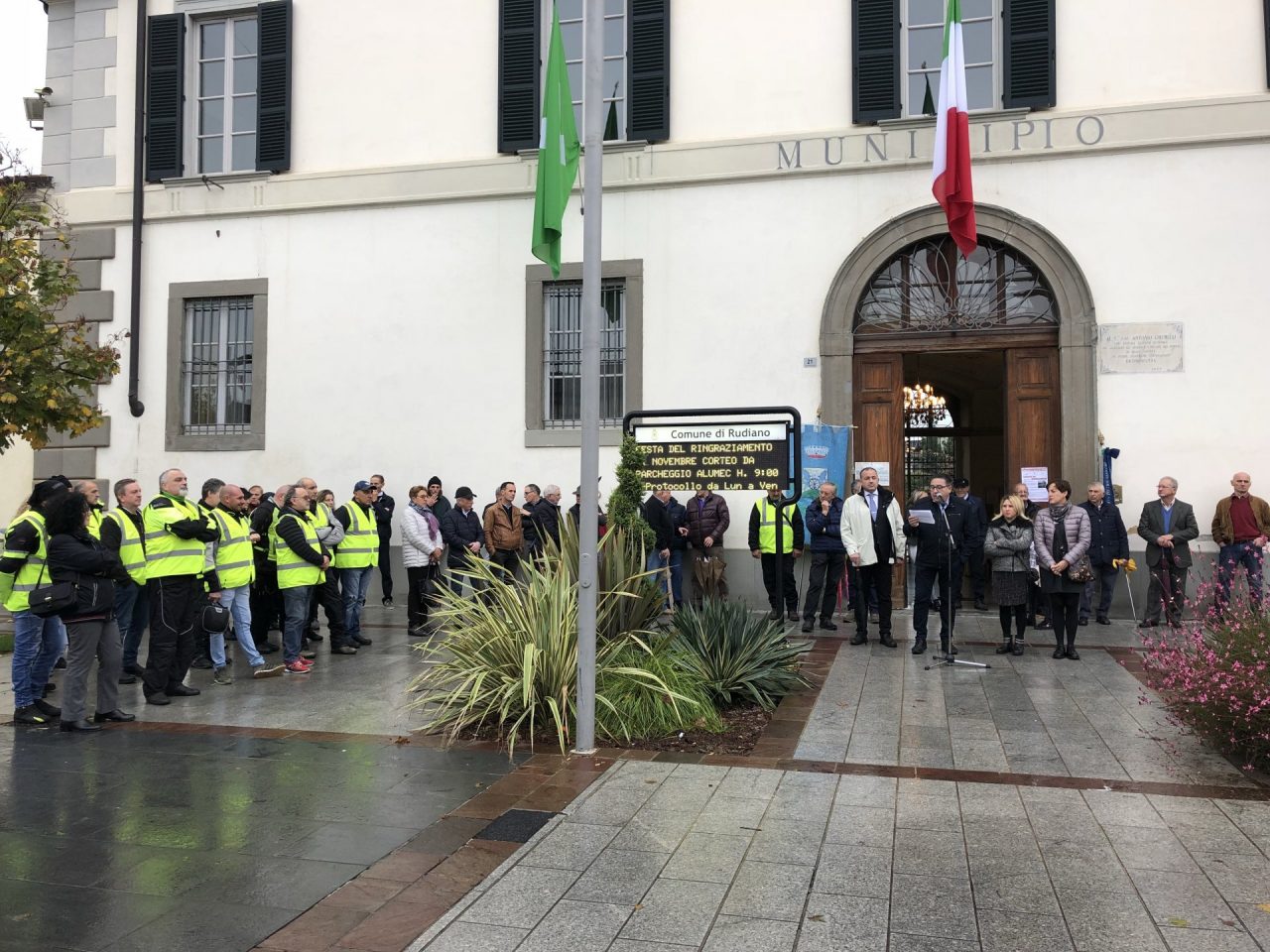 Riudiano in piazza per la giornata del Ringraziamento VIDEO