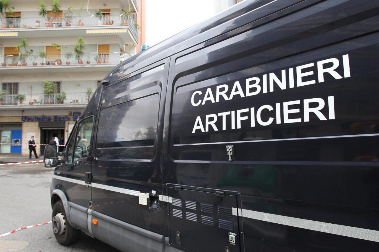 Dal cantiere ferroviario spuntano quattro granate