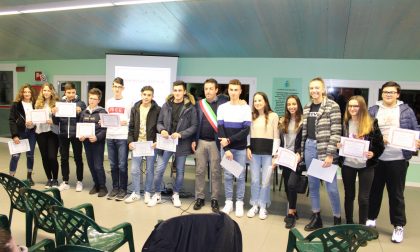 A Barbariga borse di studio ai meritevoli e Costituzione ai diciottenni