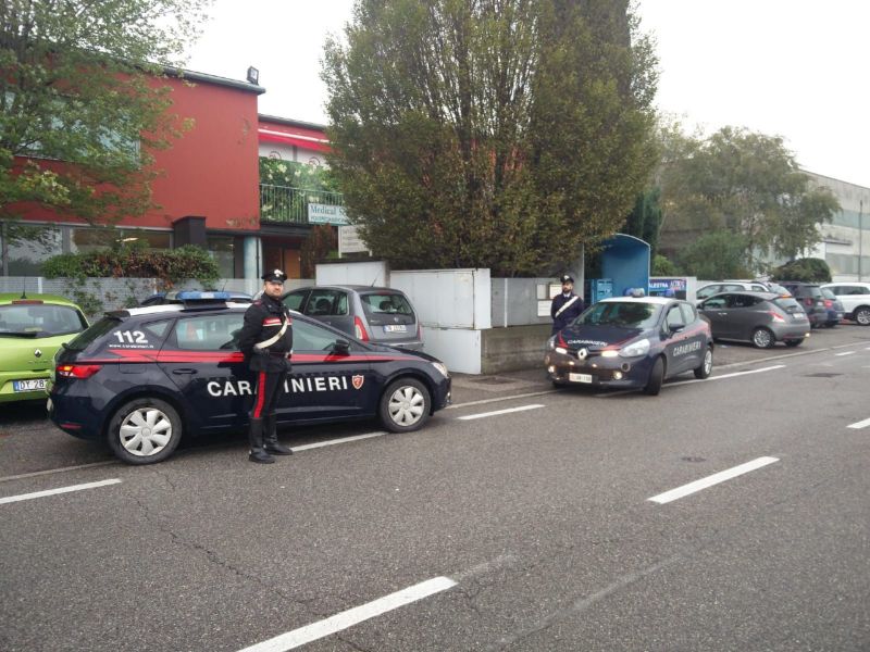 Ruba computer da studio medico, arrestato 23enne