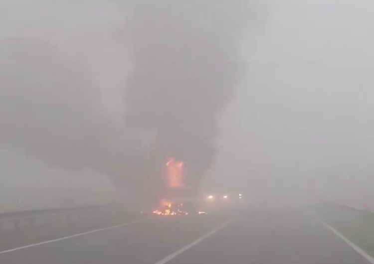 Auto in fiamme tra Milzano e Seniga