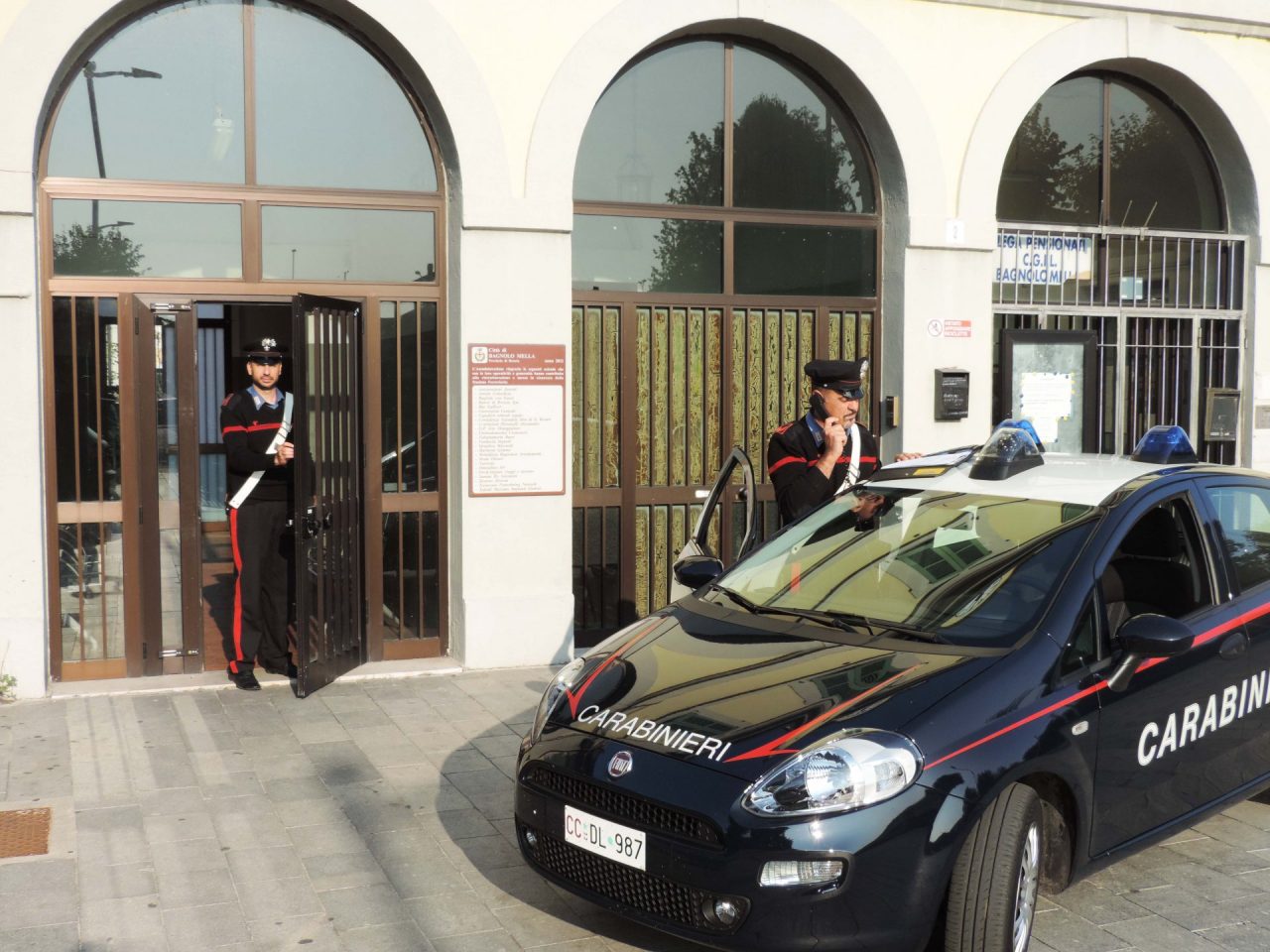 Furto aggravato: i carabinieri di Bagnolo Mella arrestano padre e figlio