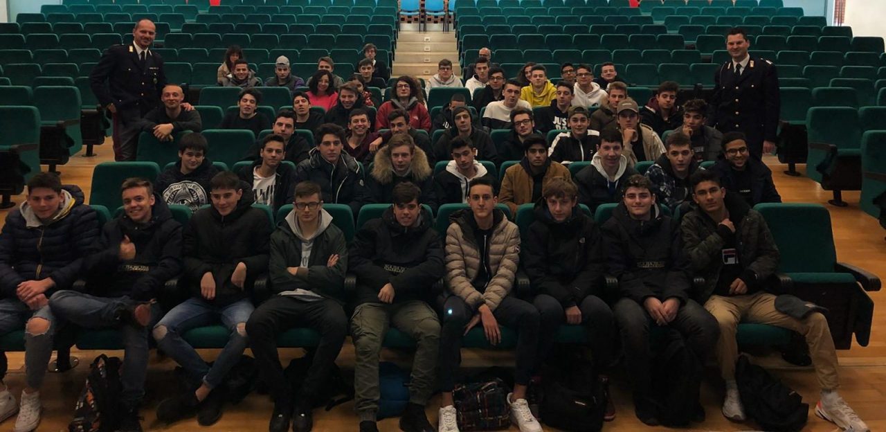I ragazzi dell’Antonietti di Iseo e lezione dalla Stradale