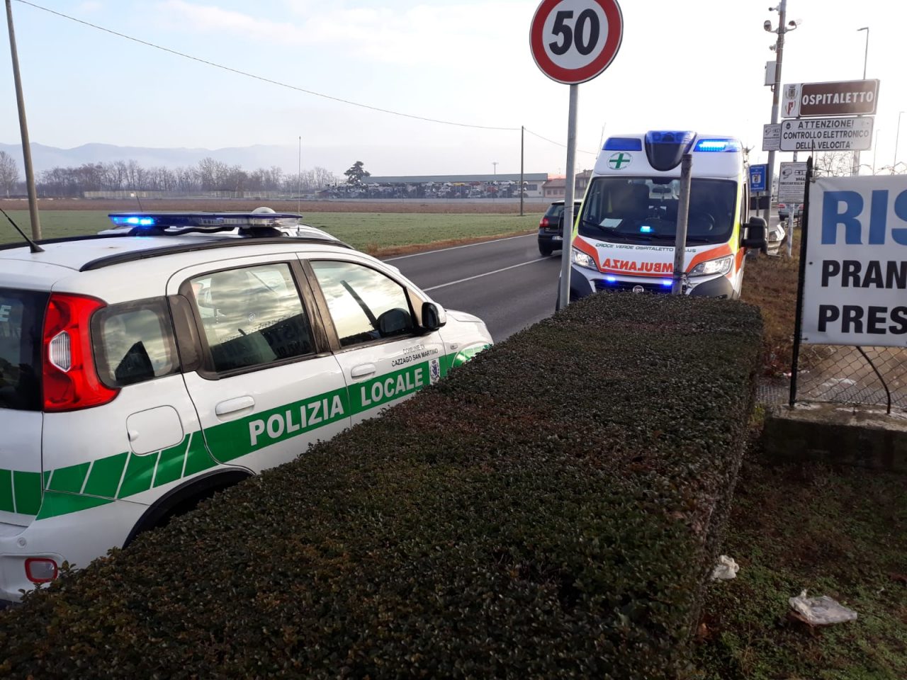 Auto fuori strada fra Cazzago e Ospitaletto FOTO