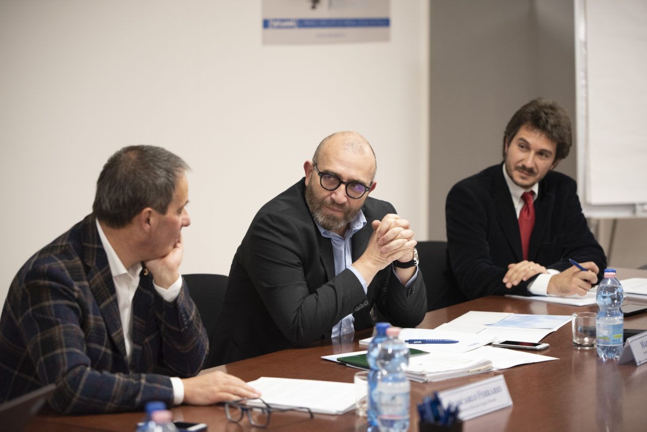 Nuovi orari Trenord e polemiche, l’ad: “Piano per dimezzare le soppressioni”