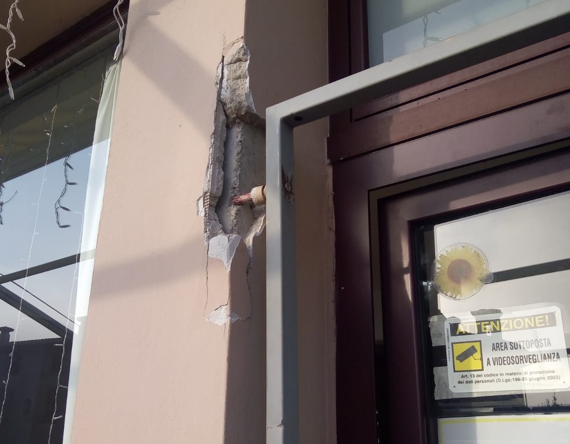 Furto a Rovato per il denaro delle slot