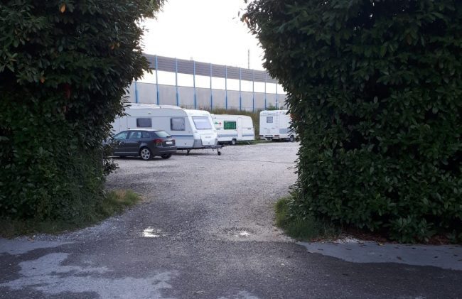 Nomadi a Roncadelle: “niente più permissivismo”