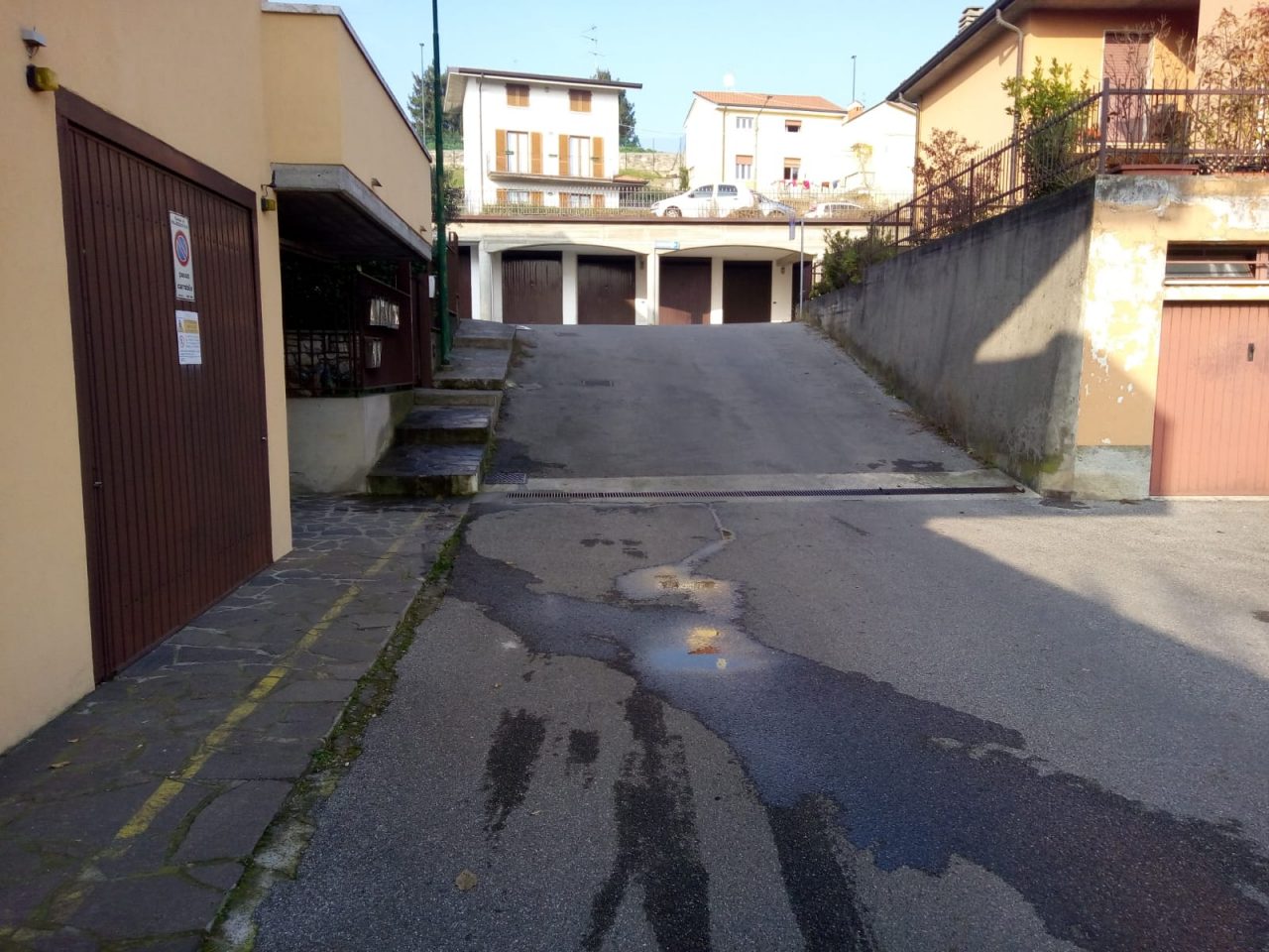 Anziano cade fuori casa a Palazzolo: è in gravi condizioni