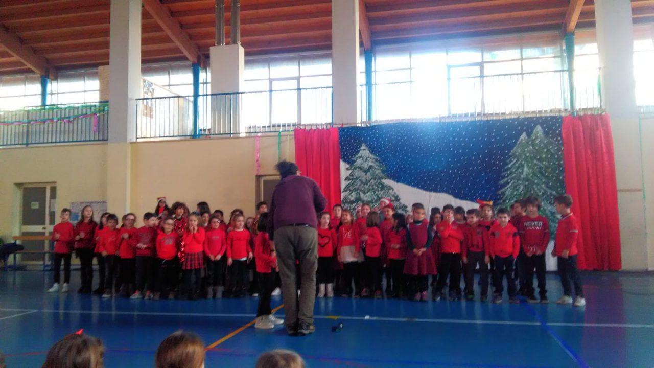 Alla primaria di Gardone Riviera va in scena Natale d’Arte