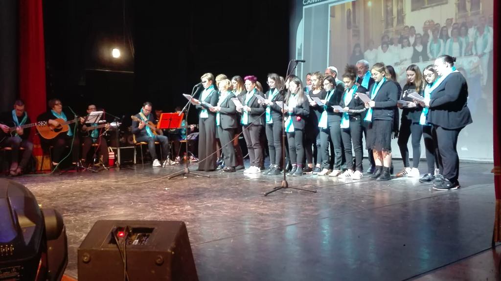 Serata di festa a Montichiari, arrivederci padre Rinaldo Guarisco