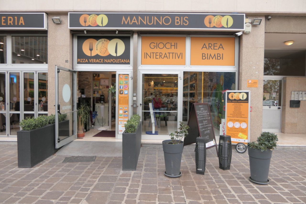 La vera pizza napoletana, a Brescia, solo da Manuno