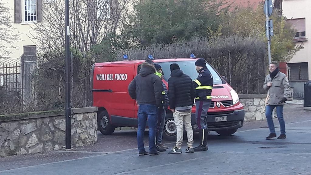 Paura questa mattina a Pilzone per un gesto estremo: salvato l’uomo