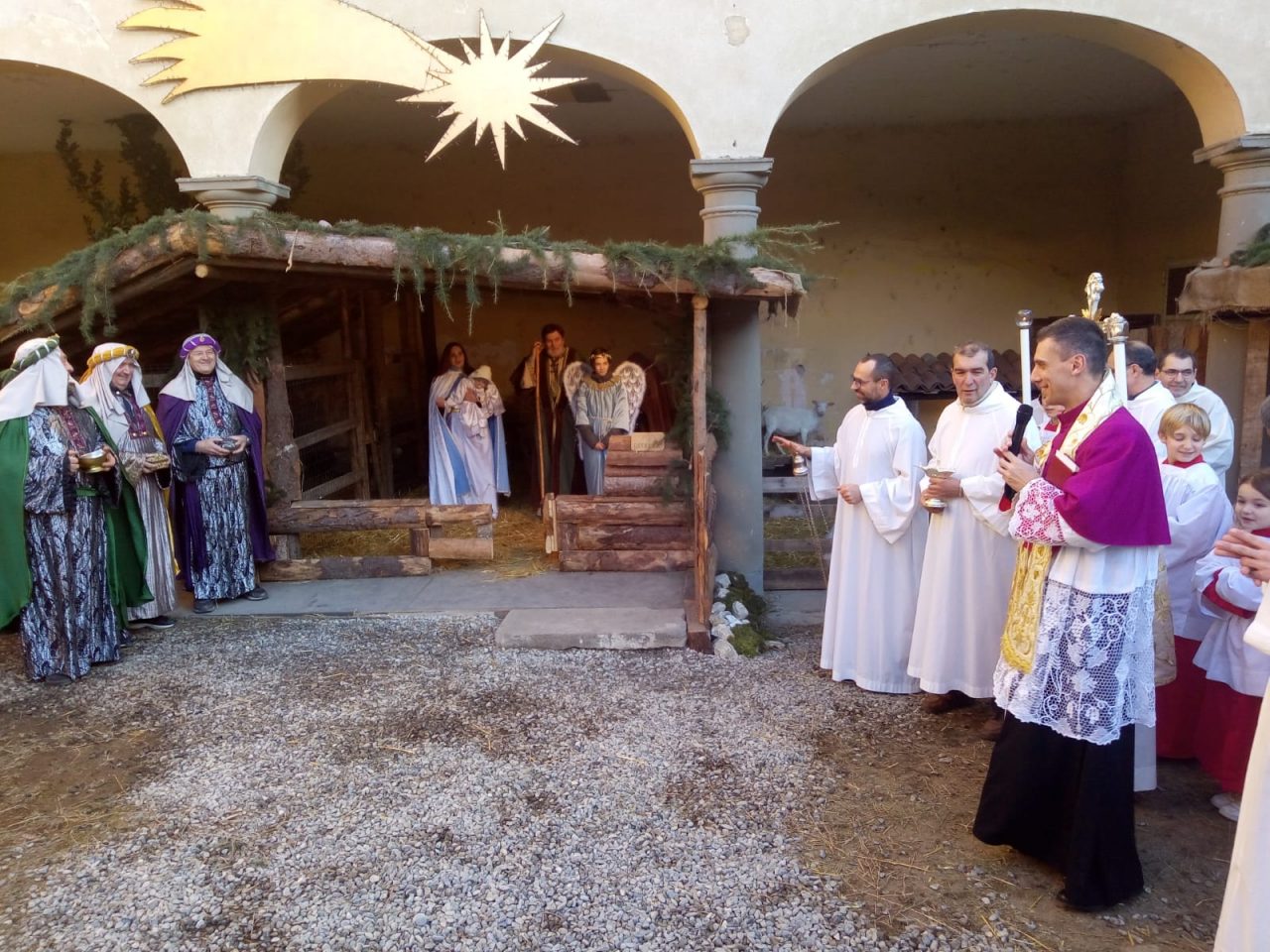 Presepe vivente: a Urago arrivano i Re Magi VIDEO