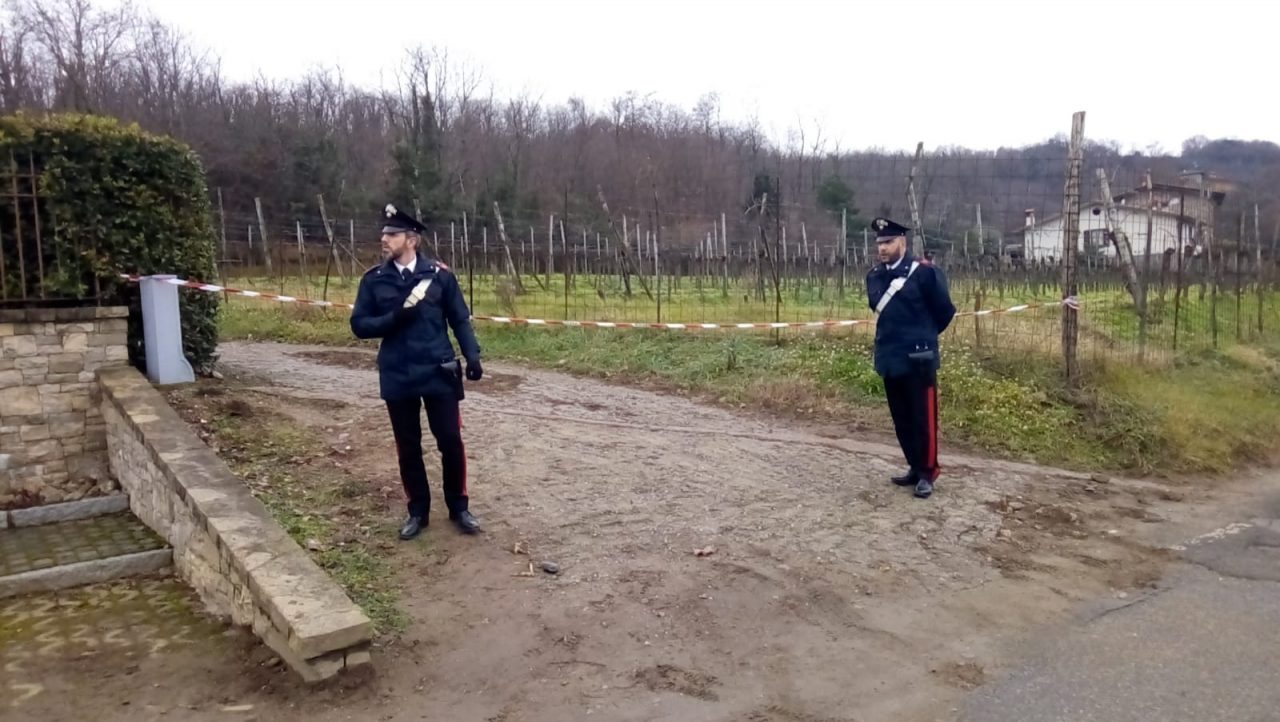 Omicidio di Erbusco: rilievi sul luogo del ritrovamento della donna carbonizzata