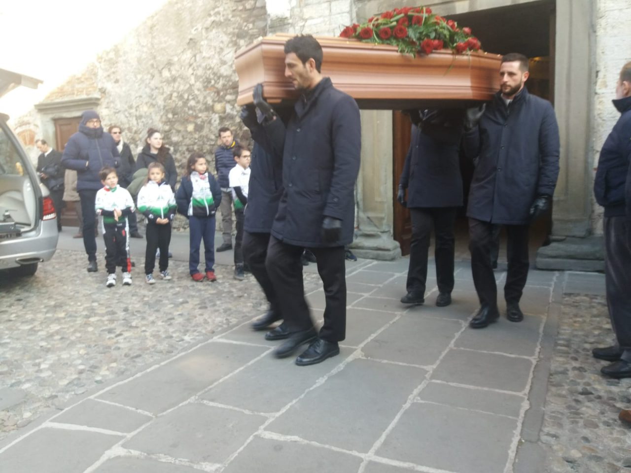 Comunità riunita a Iseo per dire addio a Vigo Nulli