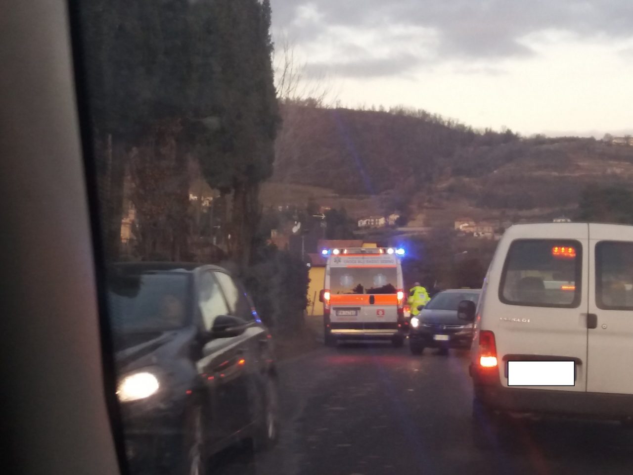 Incidente fra auto e scooter a Capriolo