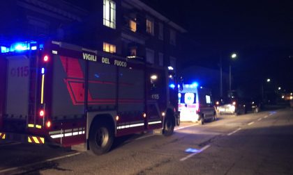 Incendio in appartamento a Coccaglio: sul posto i Vigili del fuoco